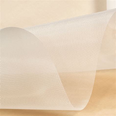 Tissu en crin synthétique pour jupon