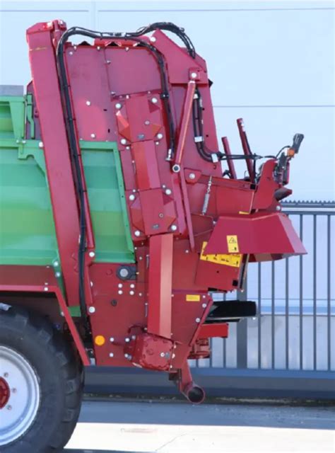 Gros plan sur le tapis d'épandage d'un épandeur