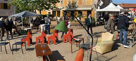 Une journée de brocante avec restauration