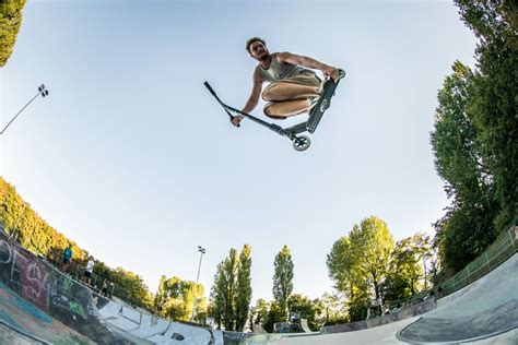Une image montrant un rider effectuant un 