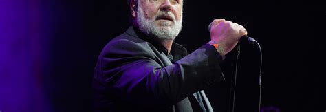Russell Crowe sur scène avec son groupe