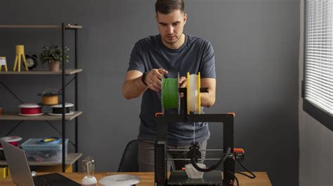 Imprimante 3D utilisant un filament thermoplastique
