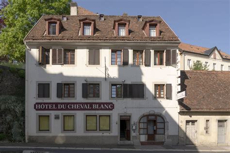 Façade de l'Hôtel du Cheval Blanc