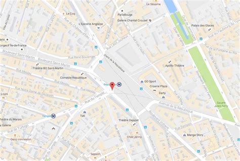 Carte stylisée de Paris indiquant la Place de la République et un itinéraire possible vers la Tour Eiffel