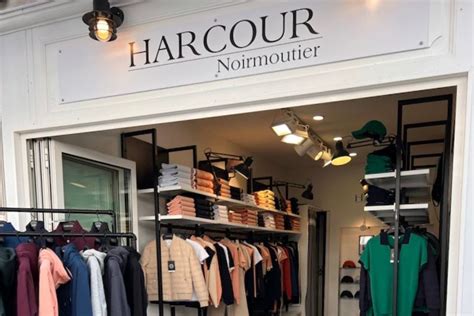 Vitrine d'une boutique Harcour