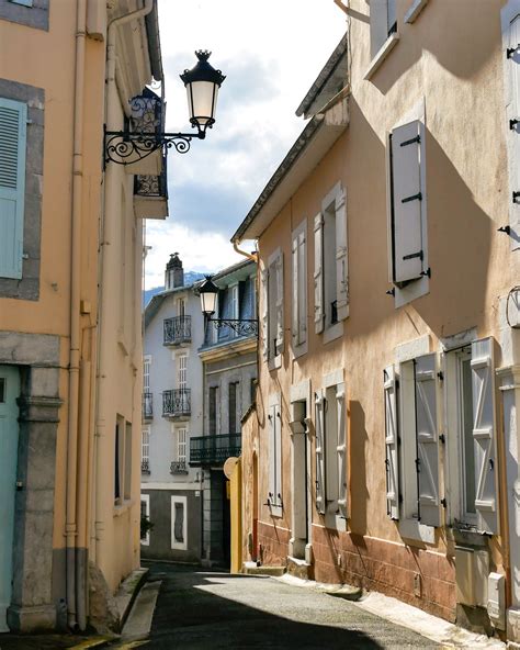 Ruelles du centre historique de Lassay-les-Châteaux