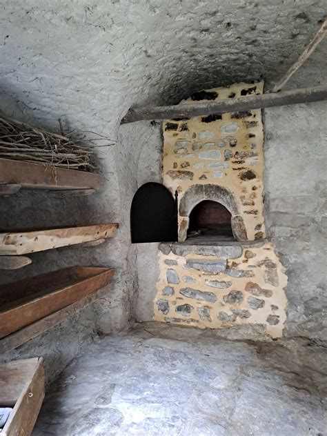 Plan schématique du four banal de Saint-Léger-les-Mélèzes