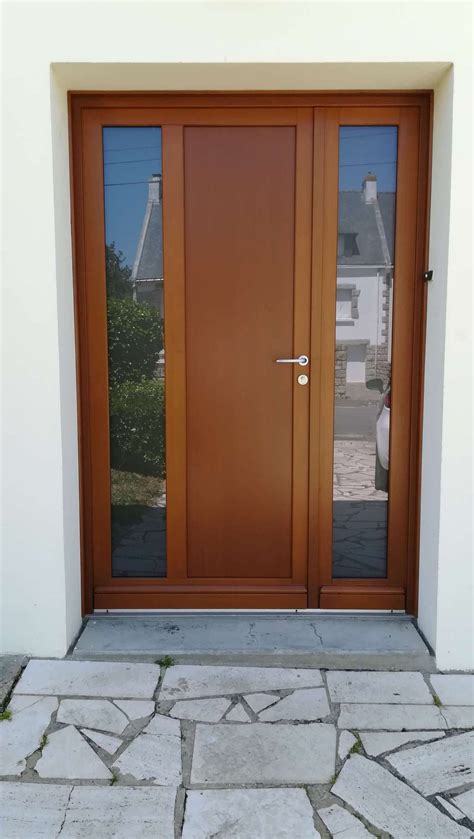 Design de porte d'entrée avec tierce