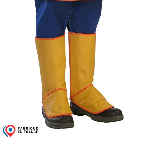 Gros plan sur la fermeture velcro d'une guêtre de protection