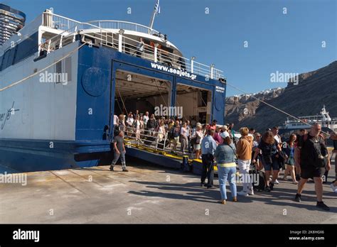 Image d'un ferry arrivant à Belle-Île