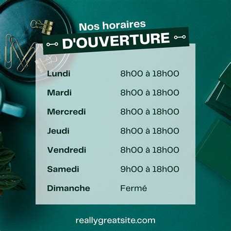 Horloge indiquant des horaires d'ouverture