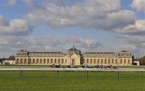 Les Grandes Écuries de Chantilly