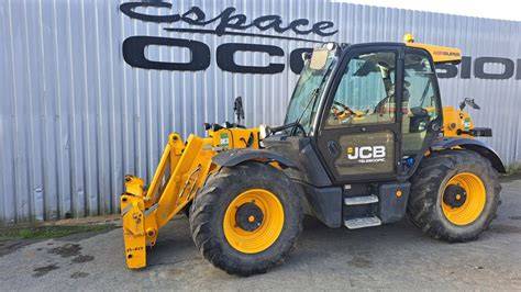 Chantier agricole avec télescopique JCB