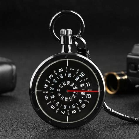 Montre à gousset moderne de style steampunk