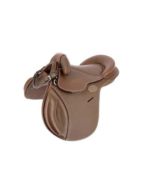 Vue rapprochée d'une selle bardette Wintec pour enfant avec poignée de sécurité