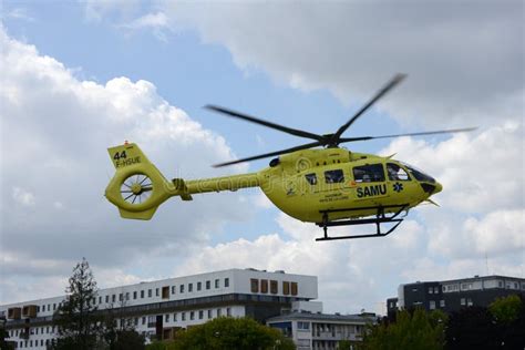 Hélicoptère médical d'urgence