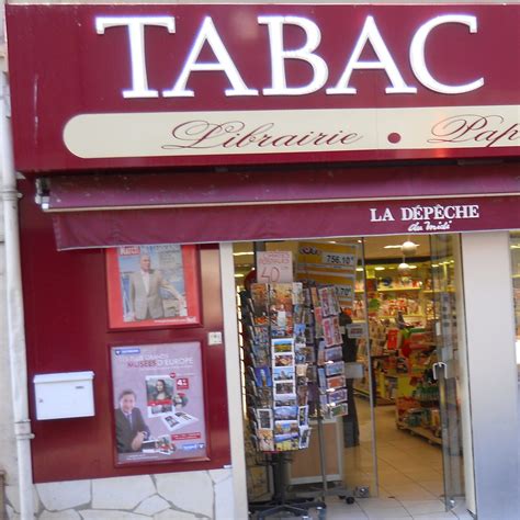 Bâtiment de bureau de tabac à La Frette-sur-Seine