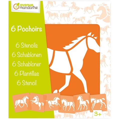 Divers pochoirs avec des motifs de chevaux et de poulains