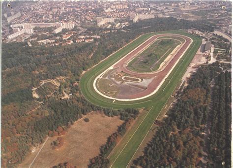 Vue aérienne de l'hippodrome de Parilly