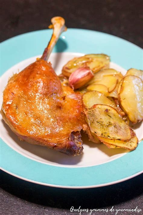 Plat traditionnel français, comme un confit de canard