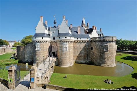 Château des Ducs de Bretagne illuminé la nuit