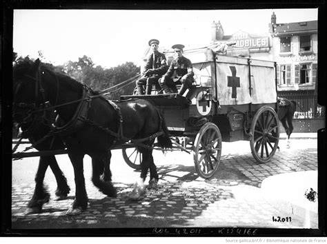 Ambulance hippomobile parisienne