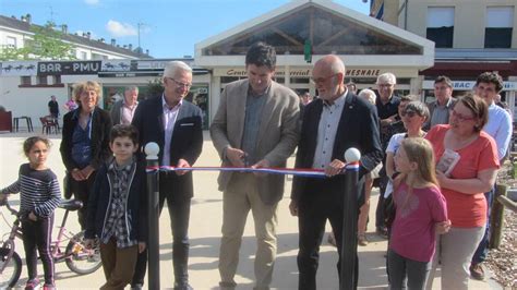 Place Gendron rénovée aux Ponts-de-Cé