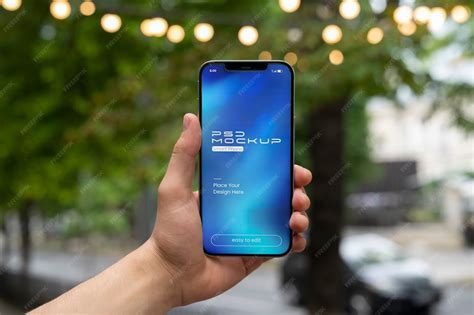 Smartphone affichant l'application PMU