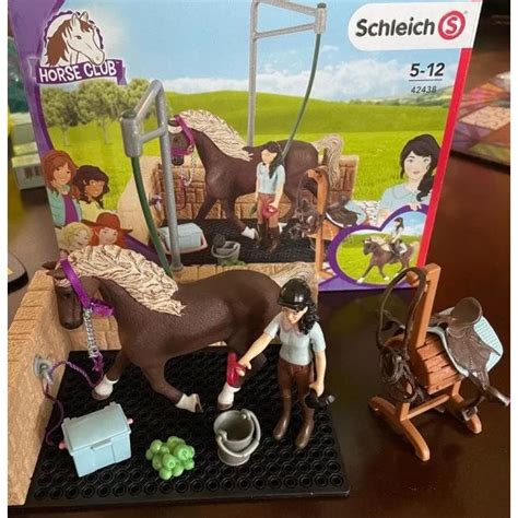 Box de lavage pour chevaux Schleich avec figurine
