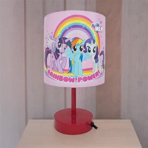 Veilleuse Mon Petit Poney dans une chambre d'enfant