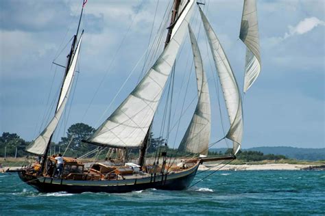 Vieux gréement breton en mer