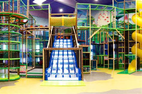 Aire de jeux intérieure pour enfants