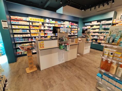 Façade de la Pharmacie du Champ de Courses