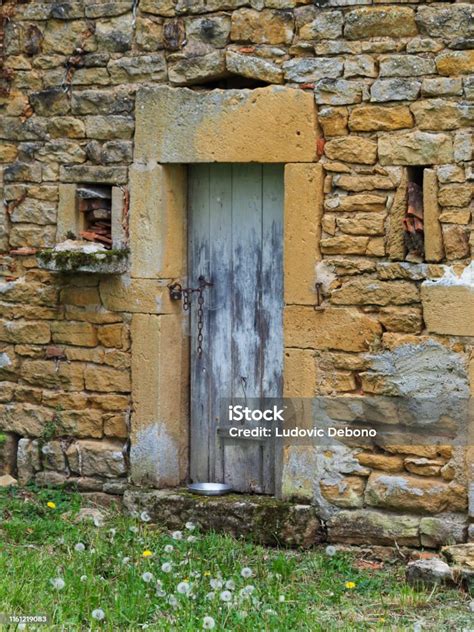 Ferme bourguignonne traditionnelle