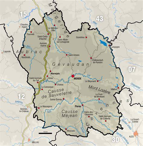 Carte de la Lozère avec des points d'intérêt équestres