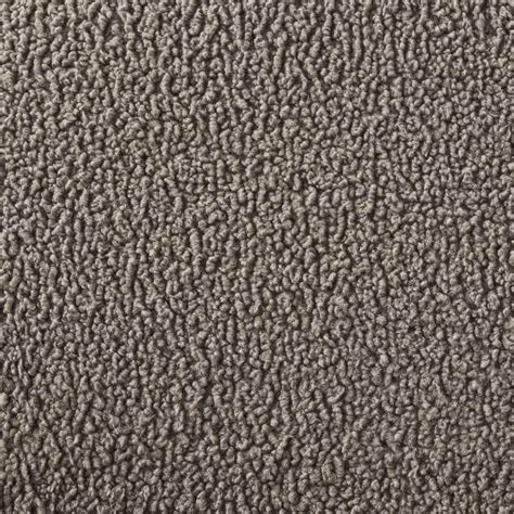 Comparaison visuelle : boucle traditionnelle vs boucle rivetée sous la jambe