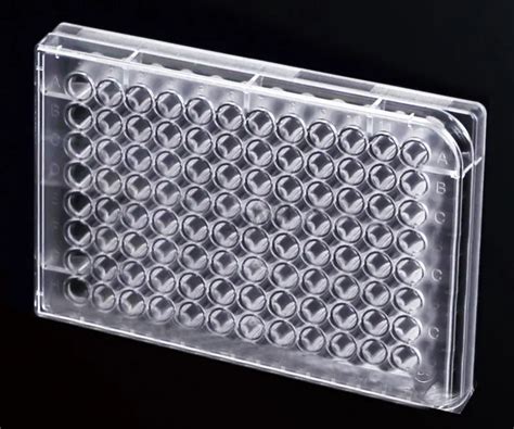 Photographie d'une microplaque à 96 puits