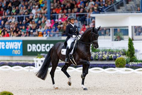 Isabell Werth et Emilio à l'entraînement
